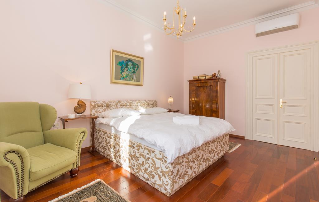 Luxury Seafront Apartment Banje Dubrovnik Extérieur photo