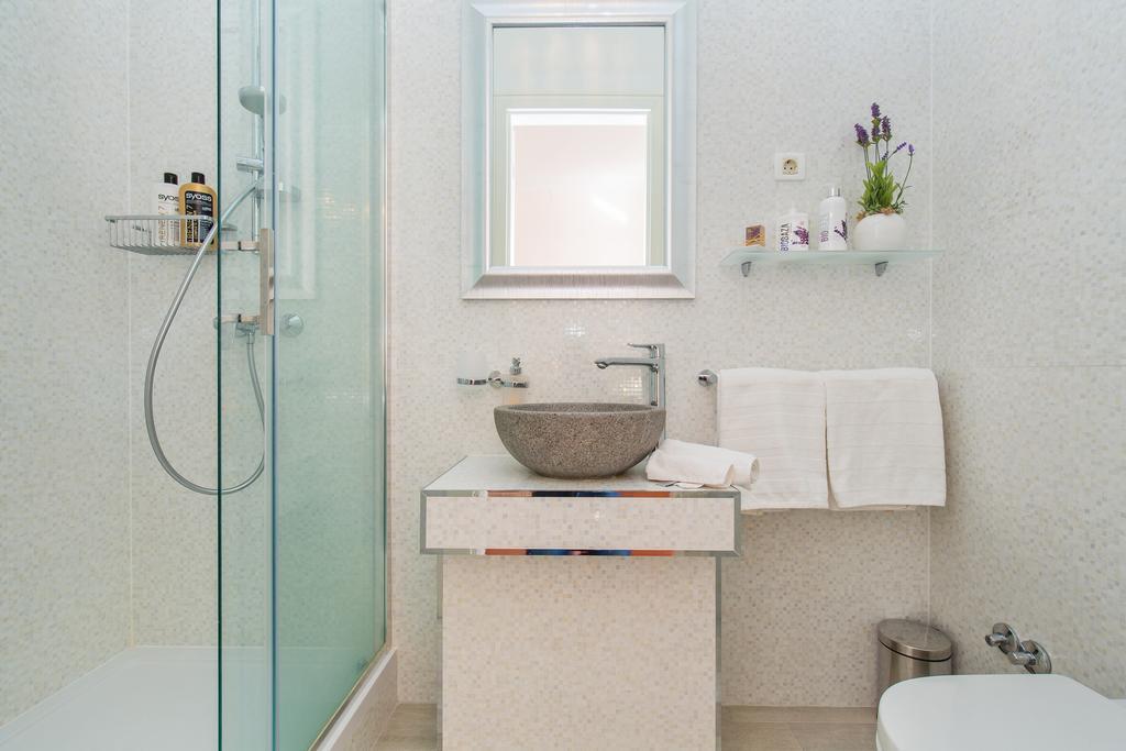 Luxury Seafront Apartment Banje Dubrovnik Extérieur photo
